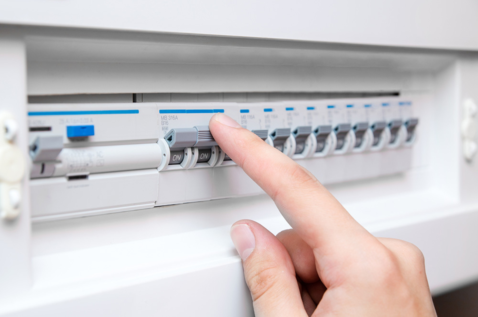 Schalt­schrank­bau bei Garali Elektrotechnik in Schwabhausen